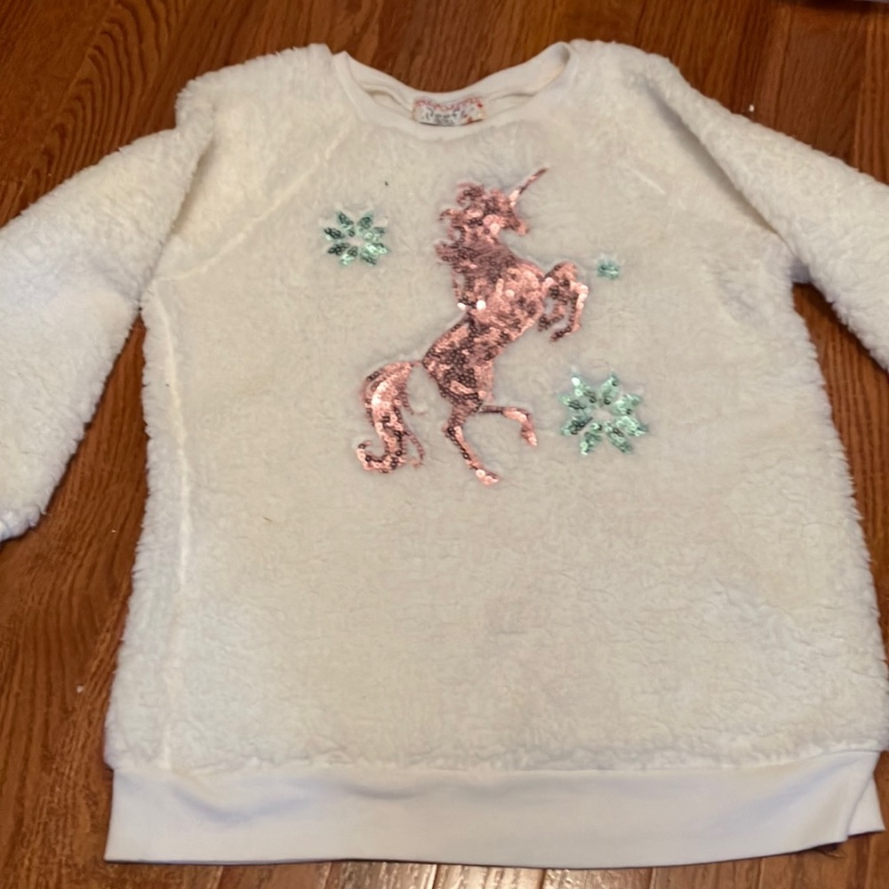 SOFT WHITE UNICORN SWEATER - POOF CHRISTMAS COLLECTION - PERFECT CONDITION